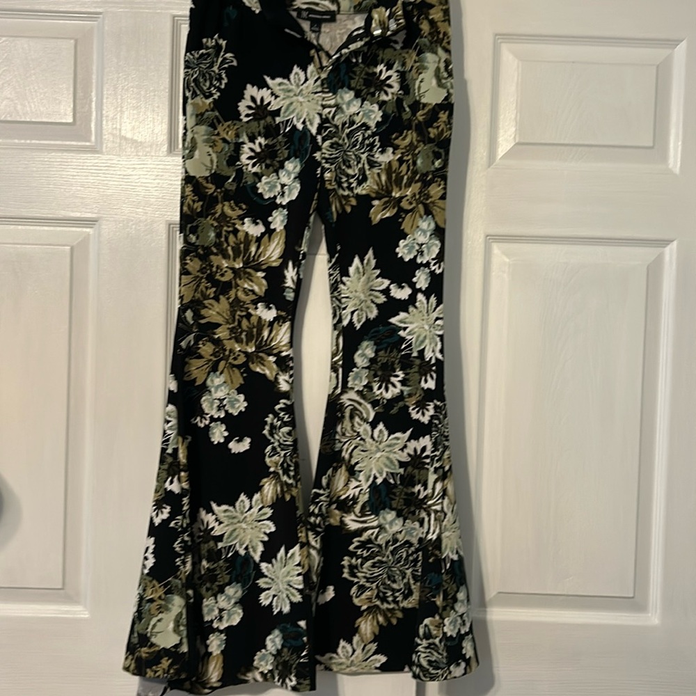 INC INTERNATIONAL CONCEPTS bell bottom pants